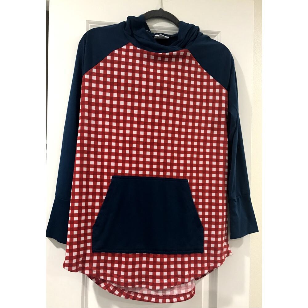 LuLaRoe Amber Hoodie Size Medium Red Plaid / Picnic Blanket